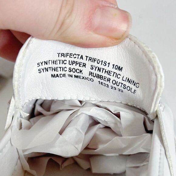 Steve Madden Trifecta Loafer White Patent Leather Lug Sole Horsebit Size 10 - Picture 2 of 8